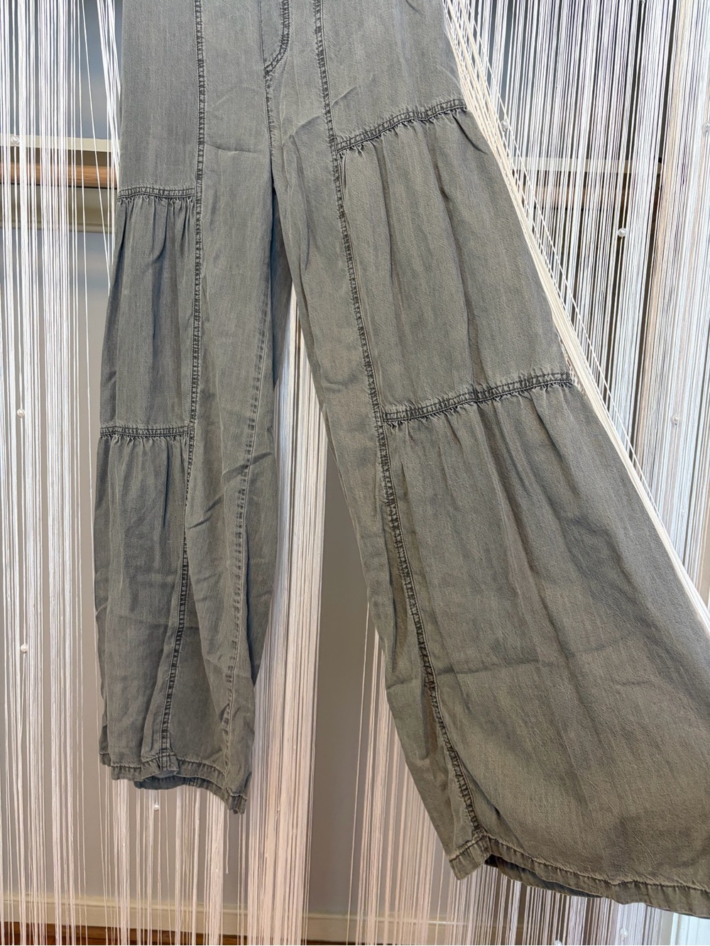 Current Air Women's Mineral-Washed Tiered Wide-Leg Pants - Grey - Picture 2 of 10